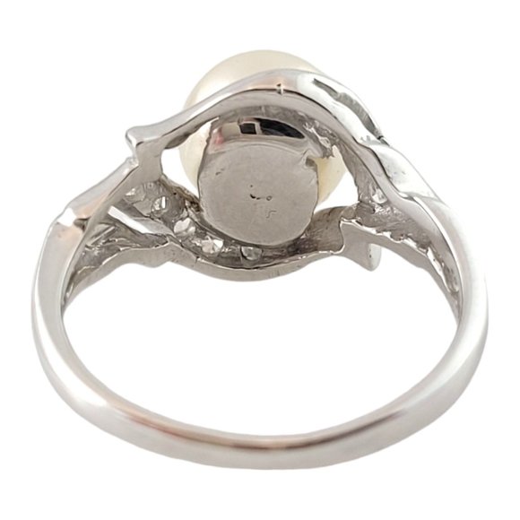 14K White Gold Diamond and Pearl Ring Size 5.25 #16424